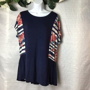 𝅺Oddy Floral Striped Top Size L